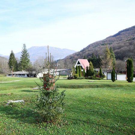 Np Sutjeska Paviljon A Hotel Тиентище Екстериор снимка